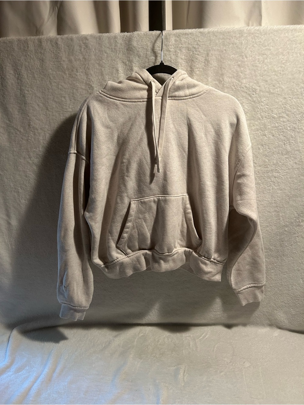 Amazon Essentials Cream Pullover Hoodie